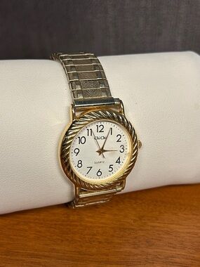 Chi Chi London Gold Tone Ladies Watch with White Dial